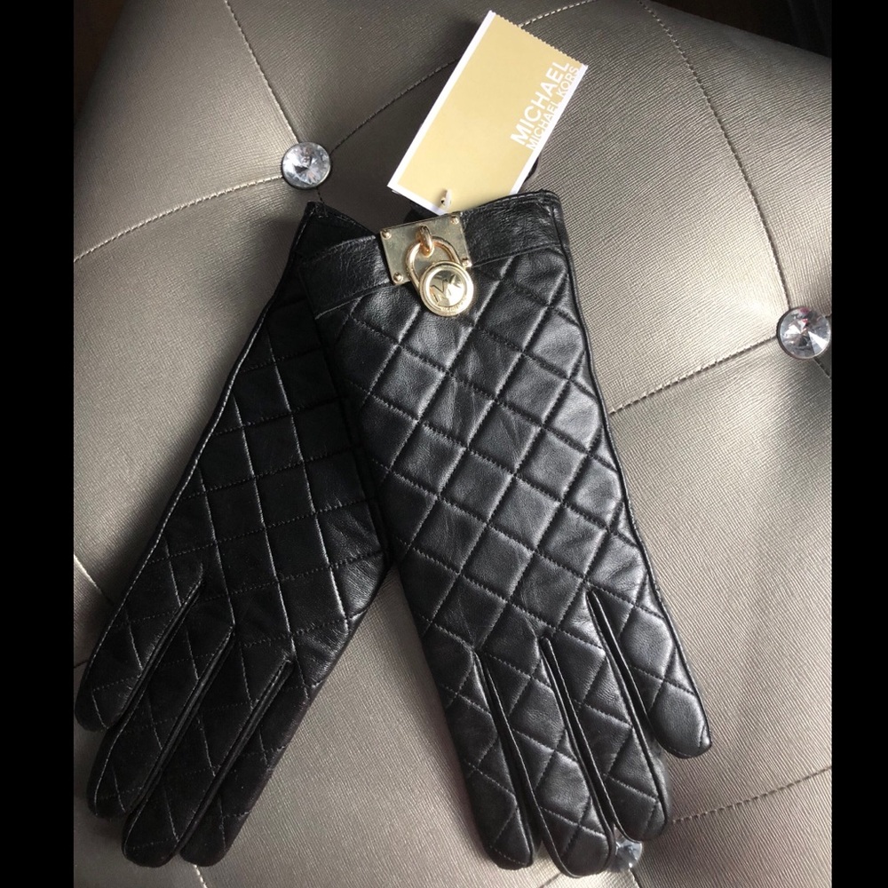Michael Kors Quilted Leather Hamilton Lock Gloves